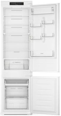 Холодильник Indesit INC20T321