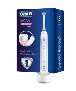 Електрична зубна щітка Oral-B Smart Sensitive D700.513.5